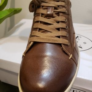 Men's shoes, leather